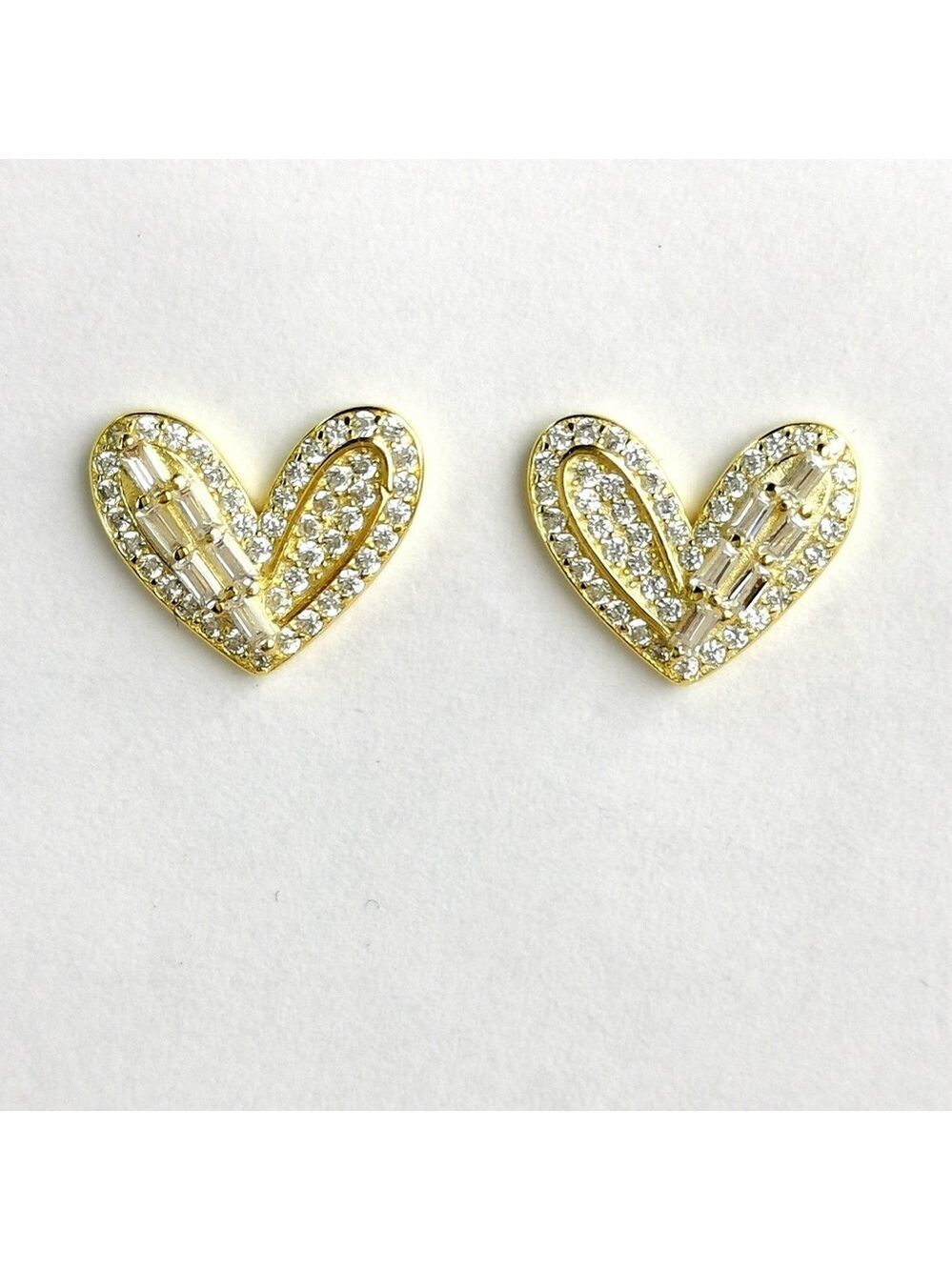 Gold CZ Heart Stud Earrings 🆕
